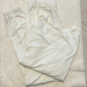Amazon Women's White Loungewear Set